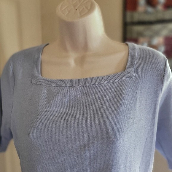 Calvin Klein Periwinkle/Blue Square Neckline Blouse with Scalloped Hem Petite XL - Picture 3 of 6